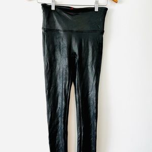 Spanx leggings. Size M